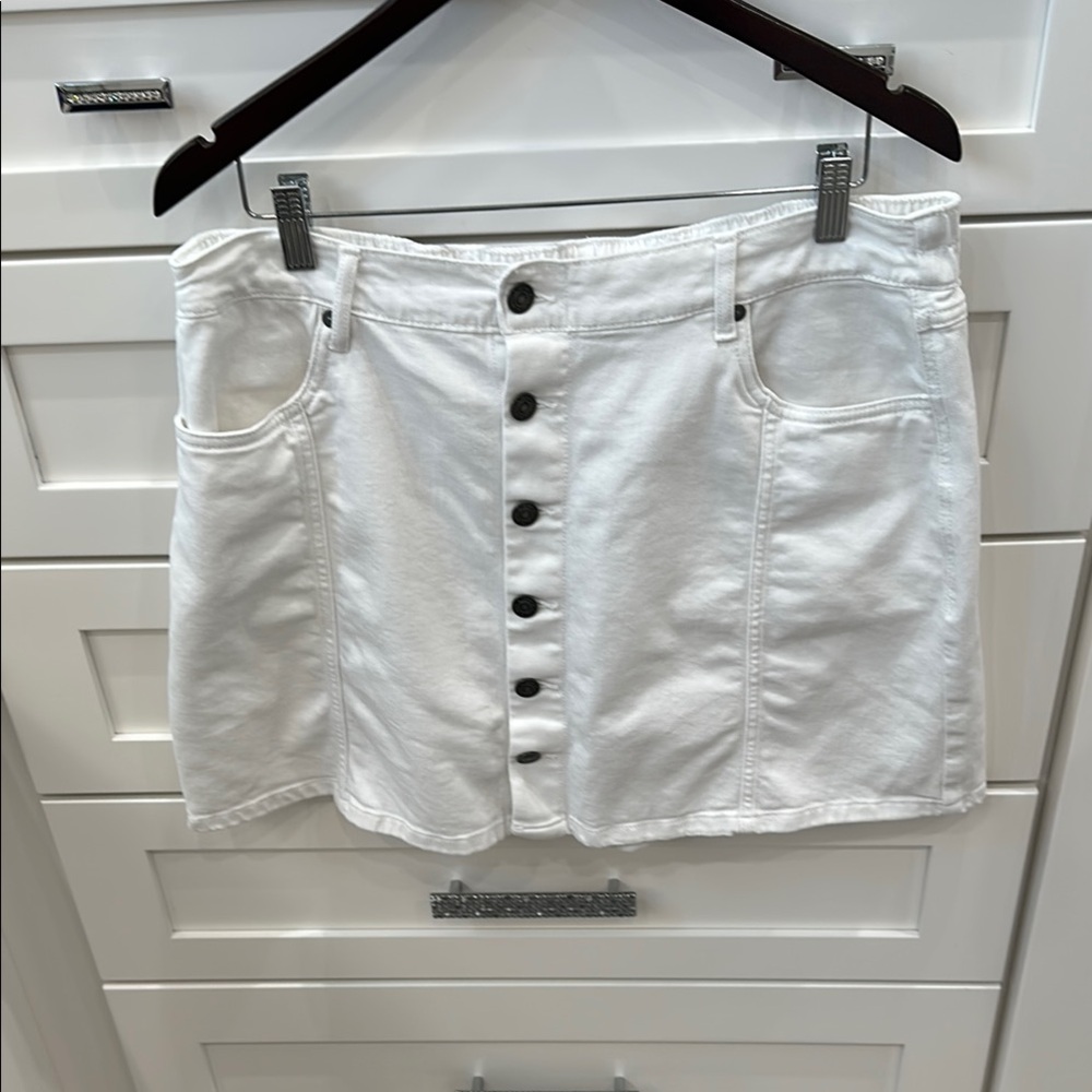Aerie White Mini Skirt - Picture 1 of 2